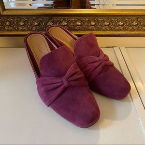 Vionic Heeled Mules Size 6.5